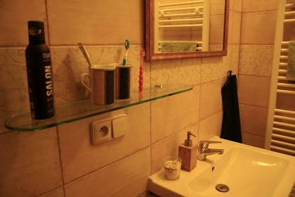 Chalupa a koupac� jez�rko - �ern� hora - Krkono�e