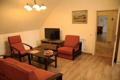 Chalupa a koupac� jez�rko - �ern� hora - Krkono�e