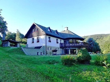 Chalupa bazén, wellness a dětské hřiště - Hořenec
