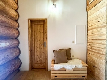 Srubová pohádka nad rybníkem - Liška