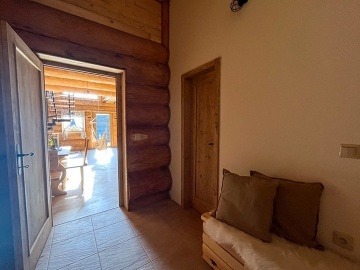 Srubová pohádka nad rybníkem - Liška