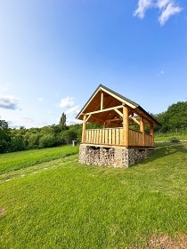 Sruby u jezera Nitriansk� Rudno - z�mek Bojnice