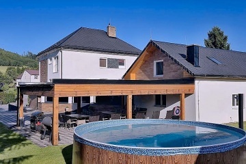 Wellness rekreační dům s bazénem - Buková hora