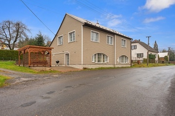 Chalupa u hradu Svojanov - Toulovcovy Matale