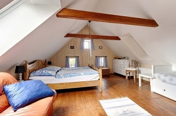 Chalupa rsk vrchy - Jimramov - hrad Pertejn