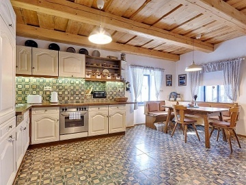 Chalupa rsk vrchy - Jimramov - hrad Pertejn