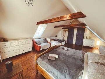 Chalupa rsk vrchy - Jimramov - hrad Pertejn