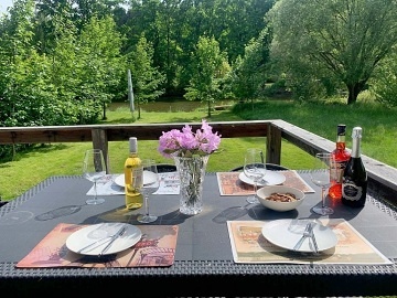 Glamping u řeky Lužnice - Sezimovo Ústí