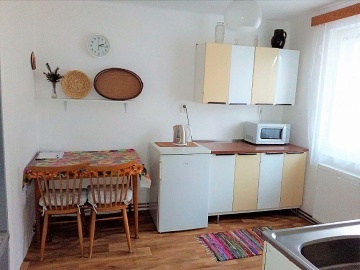 umavsk chalupa - vrch Borek - hrad Velhartice