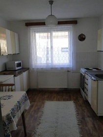 umavsk chalupa - vrch Borek - hrad Velhartice