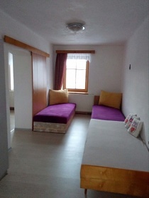 umavsk chalupa - vrch Borek - hrad Velhartice