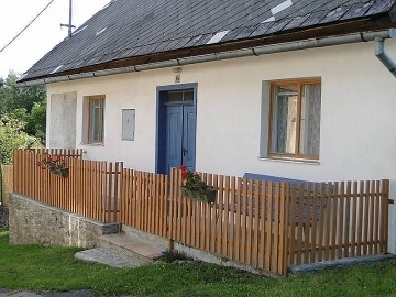 umavsk chalupa - vrch Borek - hrad Velhartice