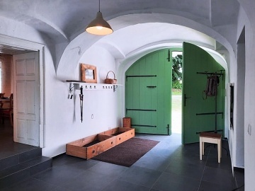 Chalupa ern v Poumav - jezero Lipno - Frymburk