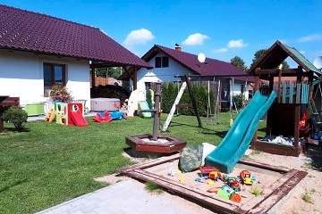 Rodinn� chaty u S�zavy - sauna a koupac� sud