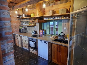 Rodinn� chaty u S�zavy - sauna a koupac� sud