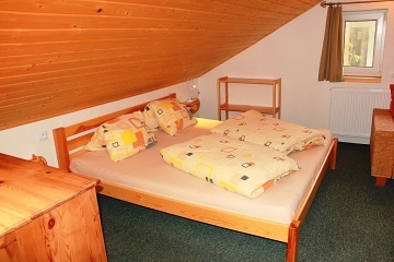 Chaty Úžice u Kutné Hory - sauna a koupací sud