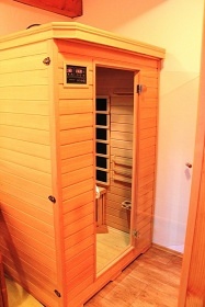 Rodinn� chaty u S�zavy - sauna a koupac� sud