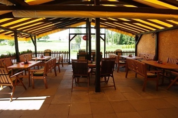 Penzion wellness a bazn - CHKO rsk vrchy