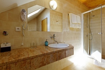 Penzion wellness a bazn - CHKO rsk vrchy