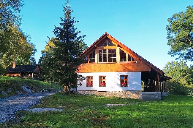 Chalupa pod Mikulčiným vrchem - Bílé Karpaty