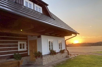 Roubenky u Kouteckého potoka - hrad Lipnice
