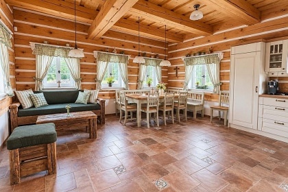 Roubenky u Kouteck�ho potoka - hrad Lipnice