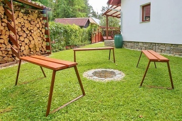 Chata s baz�nem - Plan� nad Lu�nic� - ji�n� �echy