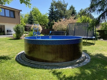 Chata s baz�nem a saunou - Fajnpark a Mir�kulum