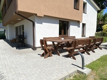 Residence Dymokury s baznem a saunou