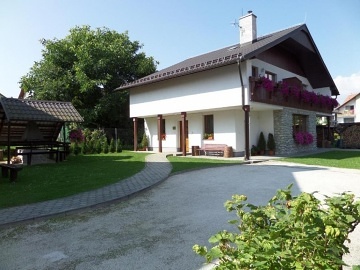 Chata Vysok� Tatry - �trbsk� Pleso - Lu�ivn�