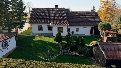 Chalupa umava u cyklostezky - Vltava - Volary