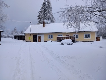 Chalupa �esk� les - Doma�lice - vrch �erchov