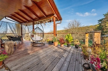 Chata s koupacm sudem - CHKO Bl Karpaty