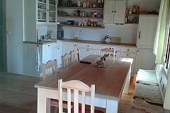 Chalupa s baz�nem - u hradu Kost - �esk� r�j