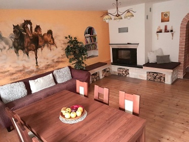 Wellness chalupa s baz�nem - p�ehrada Vranov