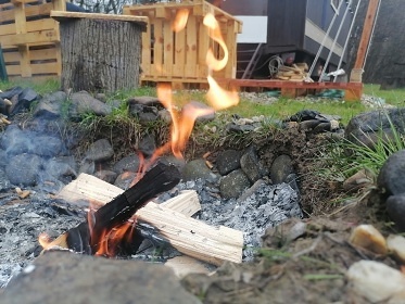 Glamping Medov� Maringotka - CHKO Pood��