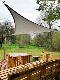 Glamping Medov� Maringotka - CHKO Pood��