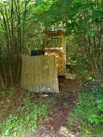 Glamping Medov� Maringotka - CHKO Pood��