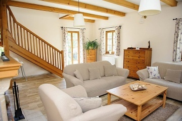 Chalupa s baz�nem - pod Je�t�dem - Ran� Malevil