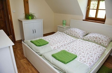 Chalupa s baz�nem - pod Je�t�dem - Ran� Malevil