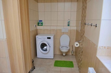 Chalupa s baz�nem - pod Je�t�dem - Ran� Malevil