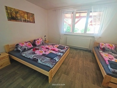 Chata bazn a vinn sklpek - Plava - Nov Mlny