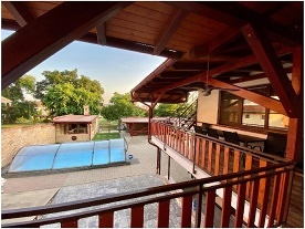 Chata bazn a vinn sklpek - Plava - Nov Mlny