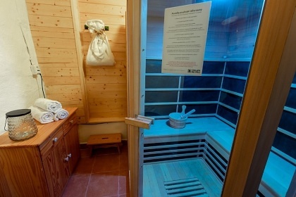 Šumavská chalupa - kachlová kamna - Nová Pec