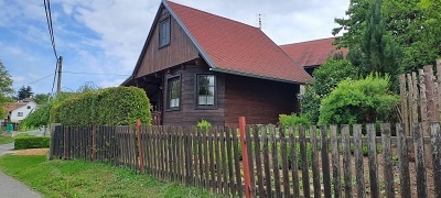 Chata esk rj - hrad Kost - Vyske - Troskovice