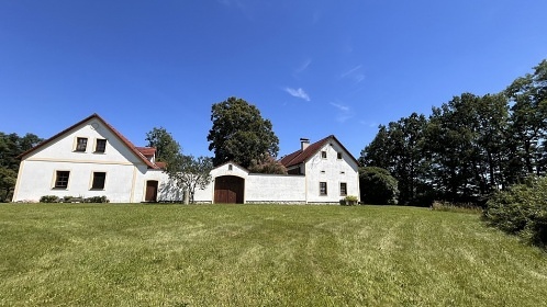 Venkovský apartmánový statek - J. Hradec