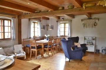 Chalupa s baznem - Orlick hory - Pastviny