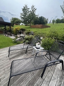 Chalupa s baznem - Orlick hory - Pastviny