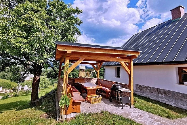 Chalupa bazn a wellness - pehrada Pastviny