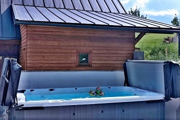 Chalupa bazn a wellness - pehrada Pastviny